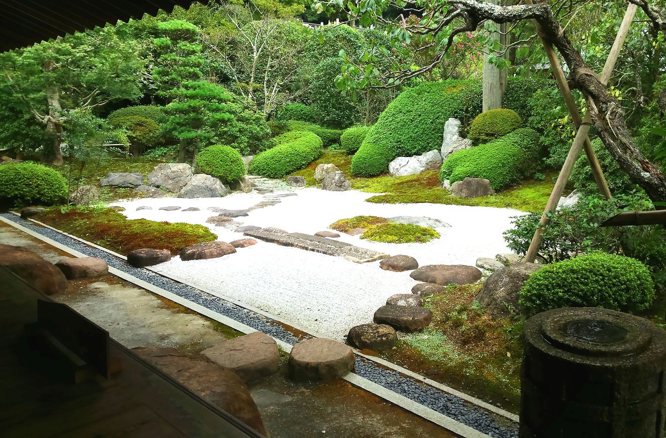 Proposal Sample 1 - Middle Sized Japanese Garden