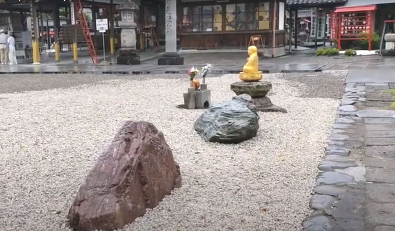 Aug:Renewing the Jizo Space of Famous Temple