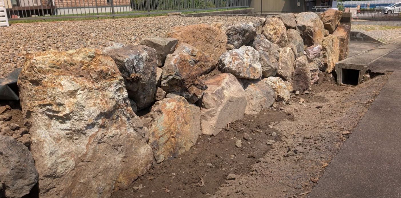 Aug:Rebuilding the Collapsed Masonry