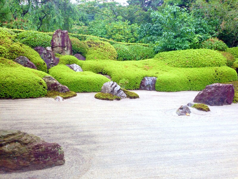 typical example of Japanese ZEN garden 1